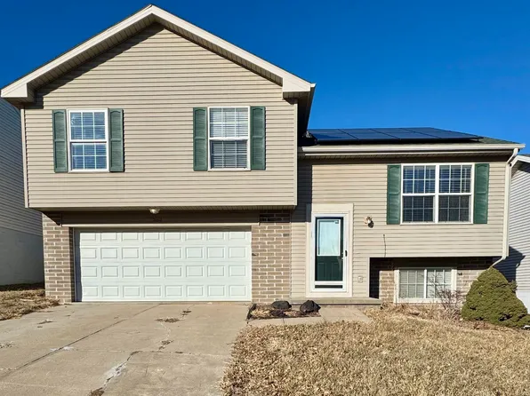 7864 Newport Ave, Omaha, NE 68122