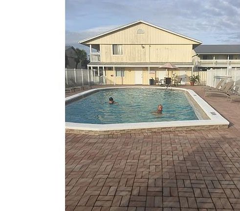 3rd image of 4621 Bayshore Dr APT Q5