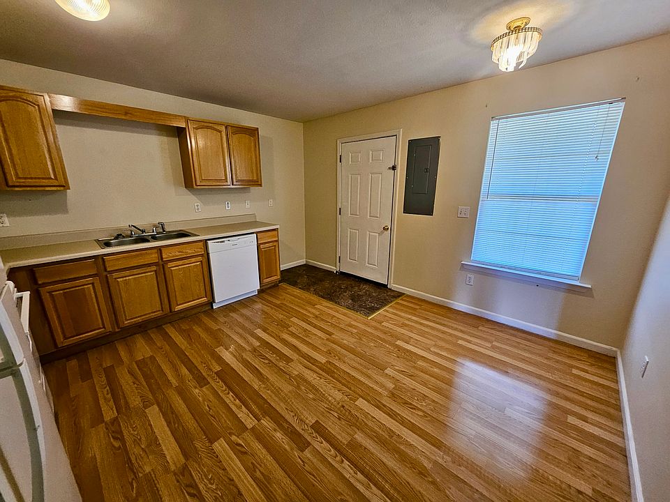 1st image of 349 Walnut Grove Rd Building 1