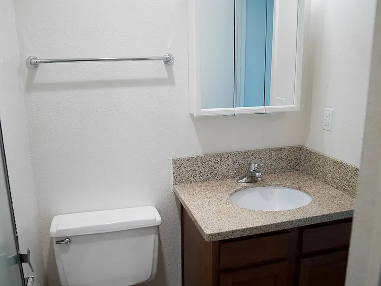 Meadow Ridge Apartments — Photo 12