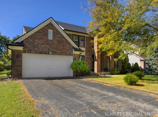 890 Brompton Cir, Bolingbrook, IL 60440