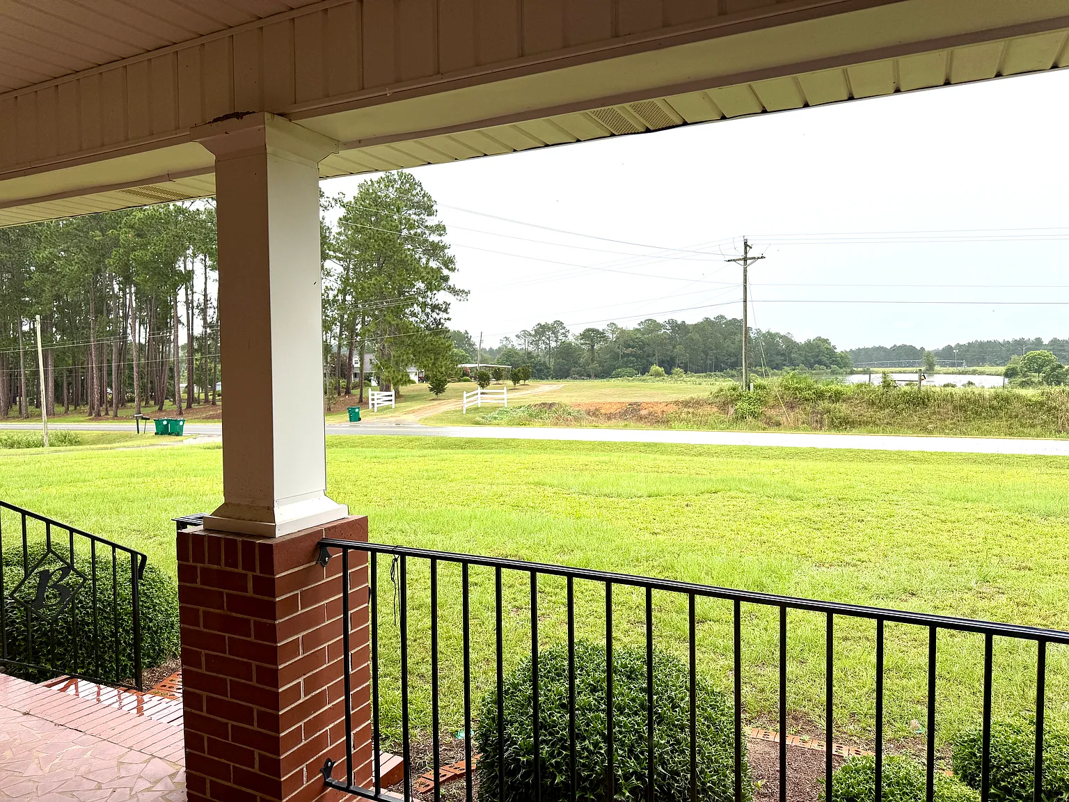 3 bed, 2478 sqft, $1,600 — Photo 3
