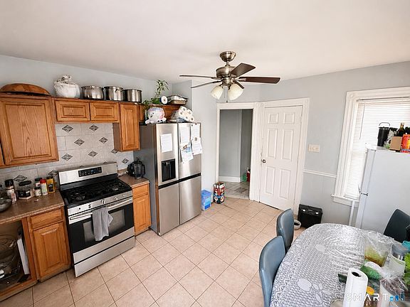 4th image of 98 Huntington Road