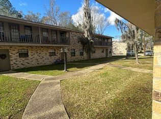 14020 Tiger Bend Rd APT 4, Baton Rouge, LA 70817