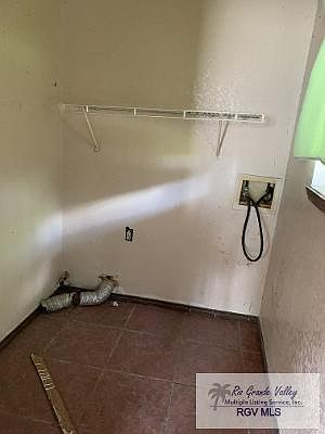 5th image of 1463 McKinley St