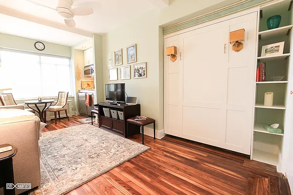 Sold by Citi Habitats | media 4