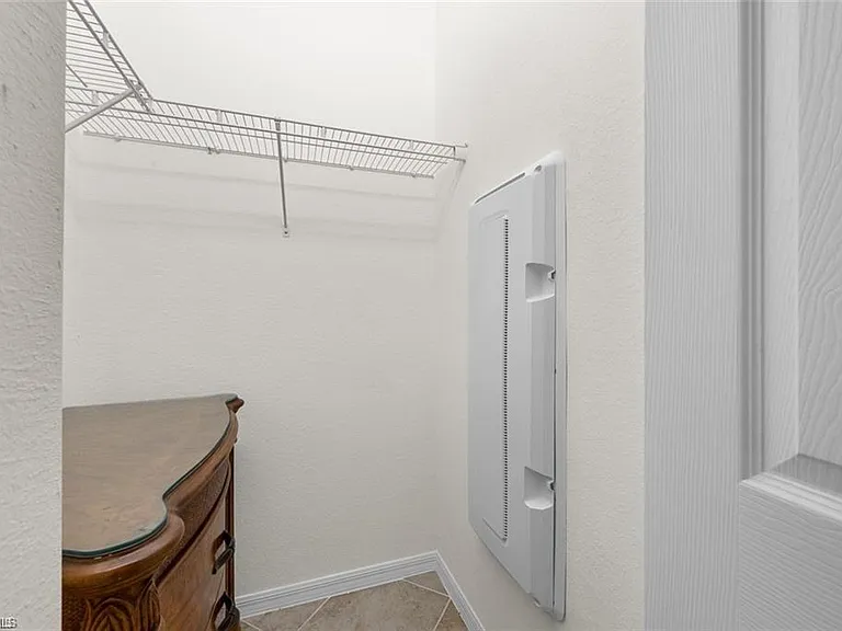 2707 Blossom Way — Photo 25