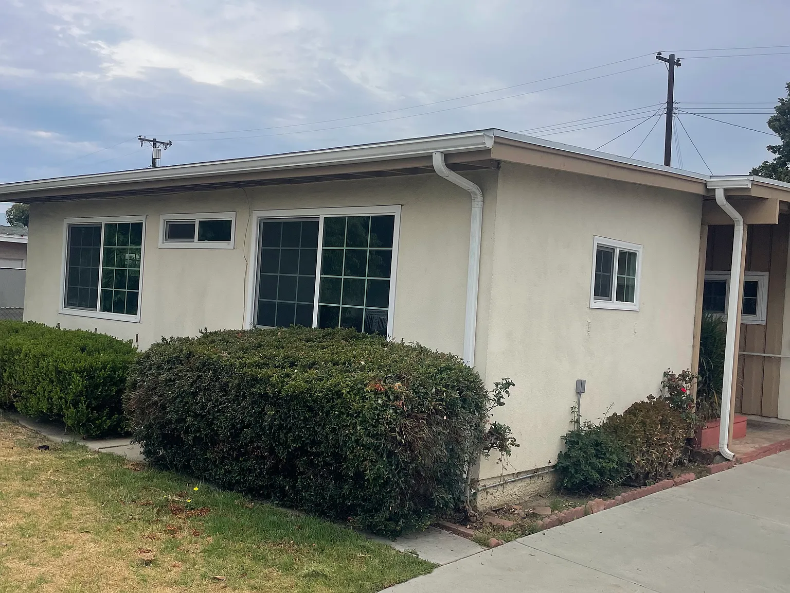 3 bed, 1124 sqft, $3,500 — Photo 4