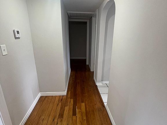 5th image of 3741 Warwick St