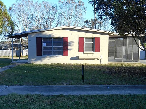 3rd image of 1215 Fountainhead Dr