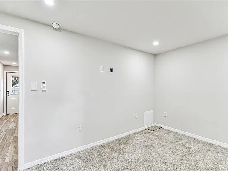 1006 E 26th Ave #1 — Photo 15
