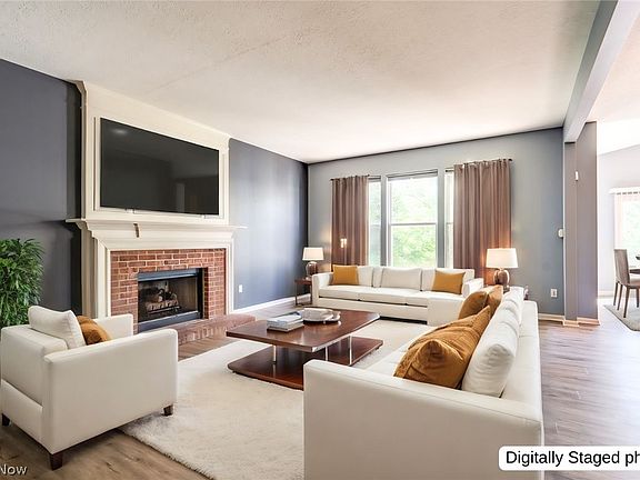 5th image of 4916 Salton Dr