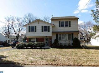 1476 Bradley Ln, Warminster, PA 18974