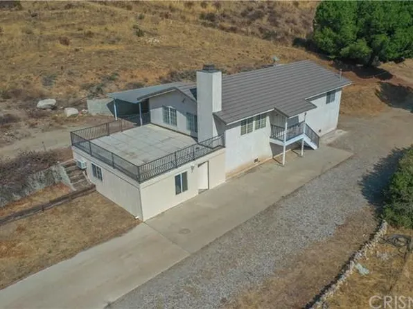 11561 Soledad Canyon Rd, Agua Dulce, CA 91390