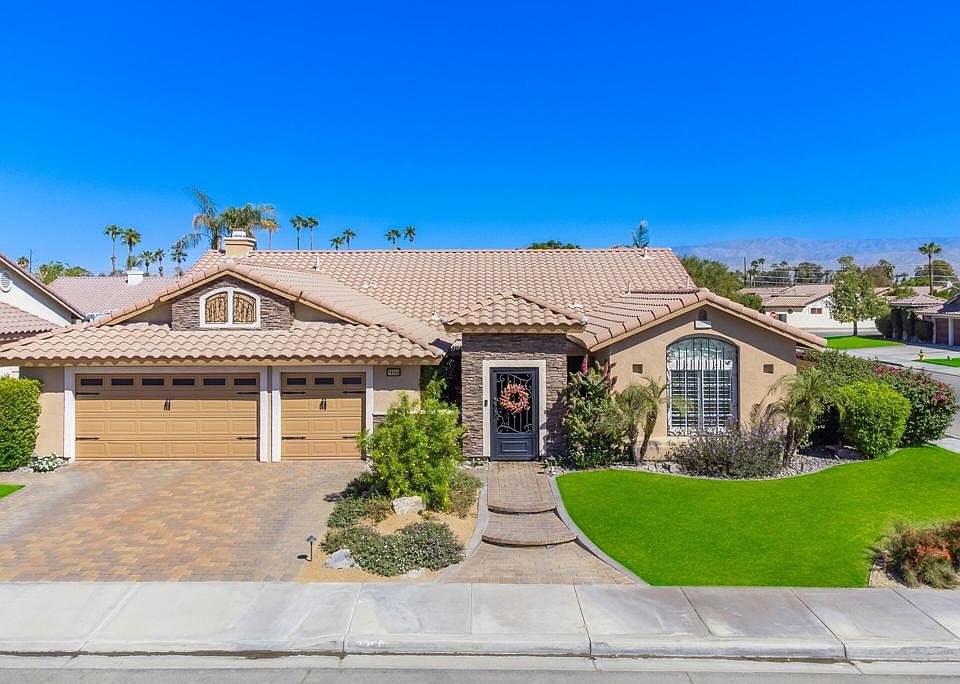 1st image of 79350 Camino Amarillo