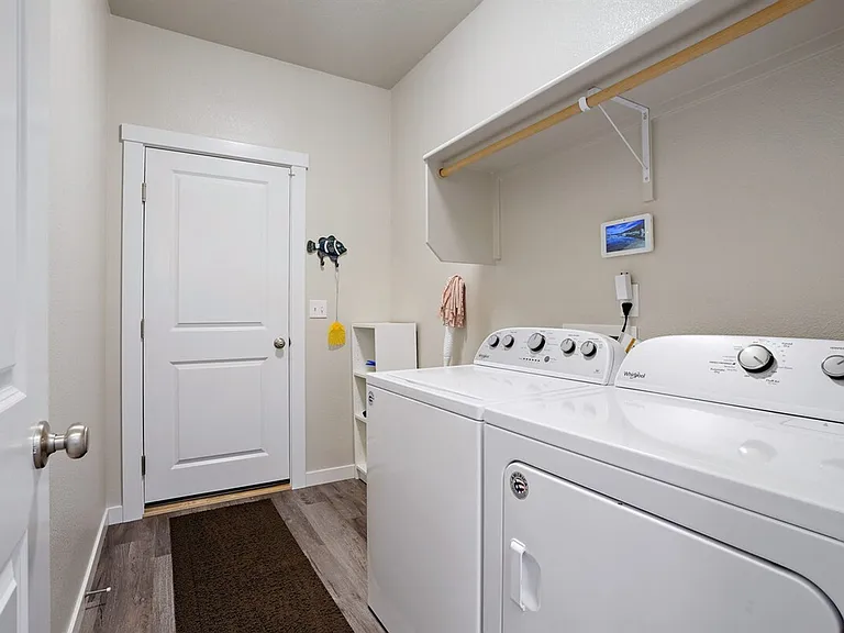 Laundry Room Cabinet