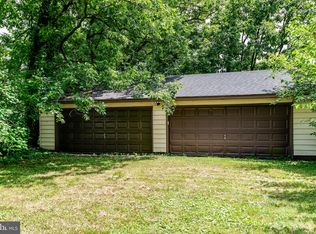 110 Weston Ave, Gloucester City, NJ 08030