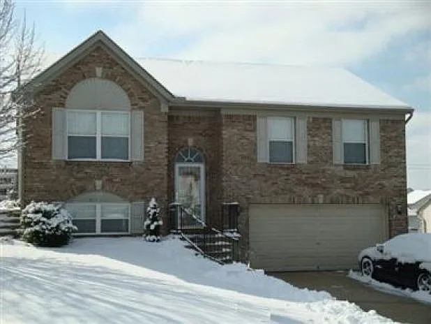 2219 Gribble Dr photo 1