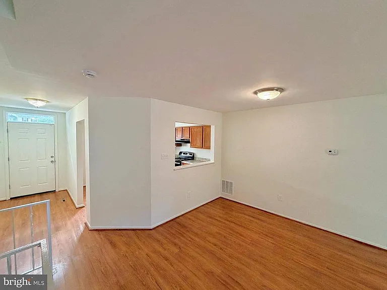6064 Majors Ln — Photo 13