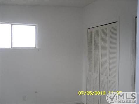 5th image of 1002 Lakewood