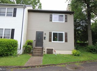 129 New Albany Rd APT E, Moorestown, NJ 08057