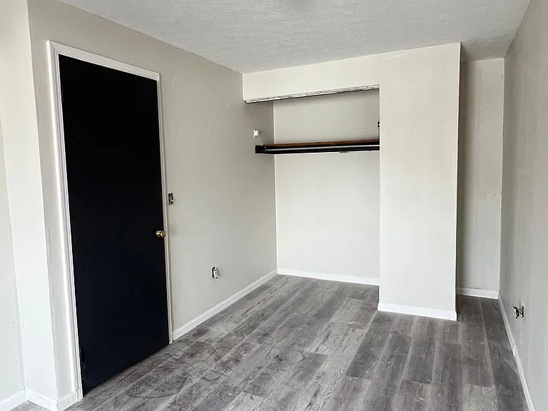 89 W 9th Ave #89 — Photo 15