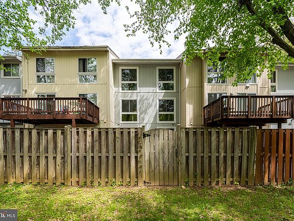 5th image of 3028 Sugar Ln