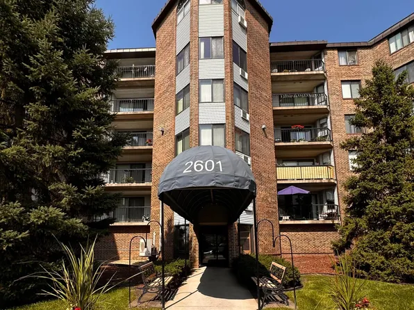 2601 Kenzie Ter APT 203, Saint Anthony, MN 55418