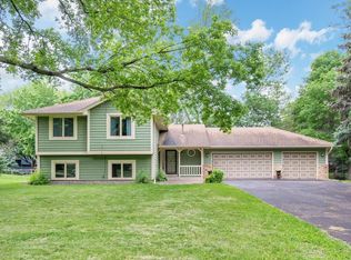 4995 Larch Ln N, Plymouth, MN 55442