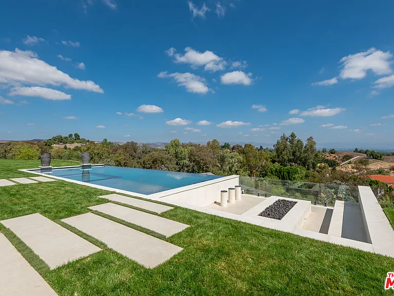5340 Whitman Rd — Photo 45