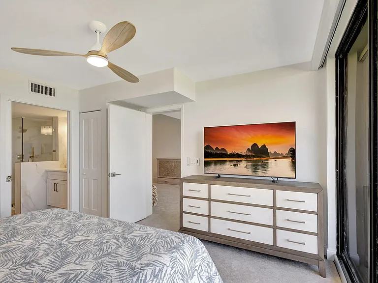 501 S Seas Dr #202 — Photo 14