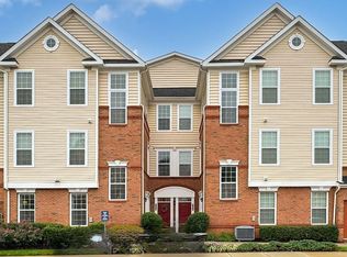 23290 Milltown Knoll Sq UNIT 102, Ashburn, VA 20148