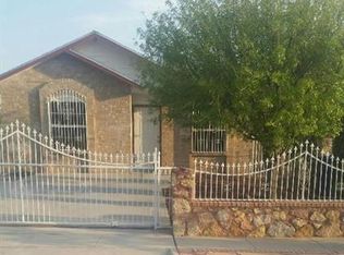 12352 Bob Heasley Dr, El Paso, TX 79938