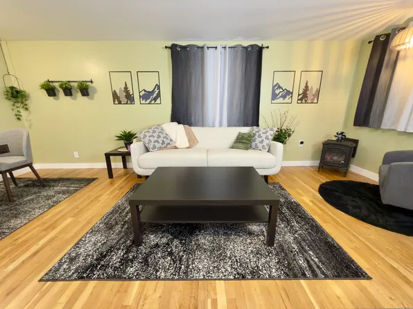 308 N Foote Ave, Colorado Springs, CO 80909