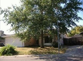 8208 Greenland Ct, Citrus Heights, CA 95610