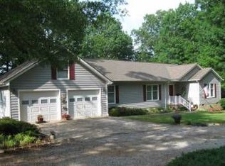 128 Aimee Ct, Bracey, VA 23919