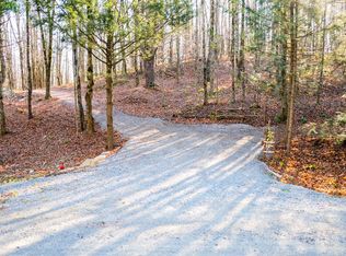 4 Hill Rd, Fairfield, VT 05455