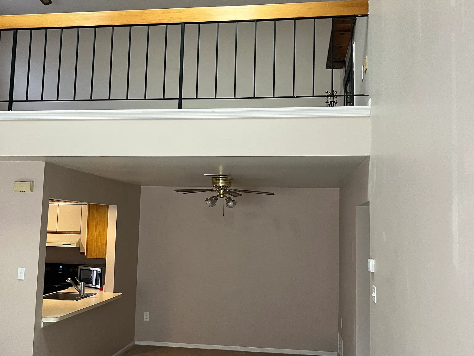 2 bed, 1328 sqft, $2,200 — Photo 3