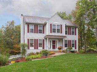 20 Autumn Woods Rd, Salem, NH 03079