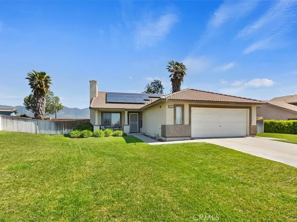 2742 W Sunnyview Dr, Rialto, CA 92377
