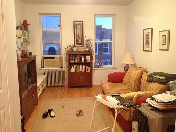4th image of 106 President St APT 4R