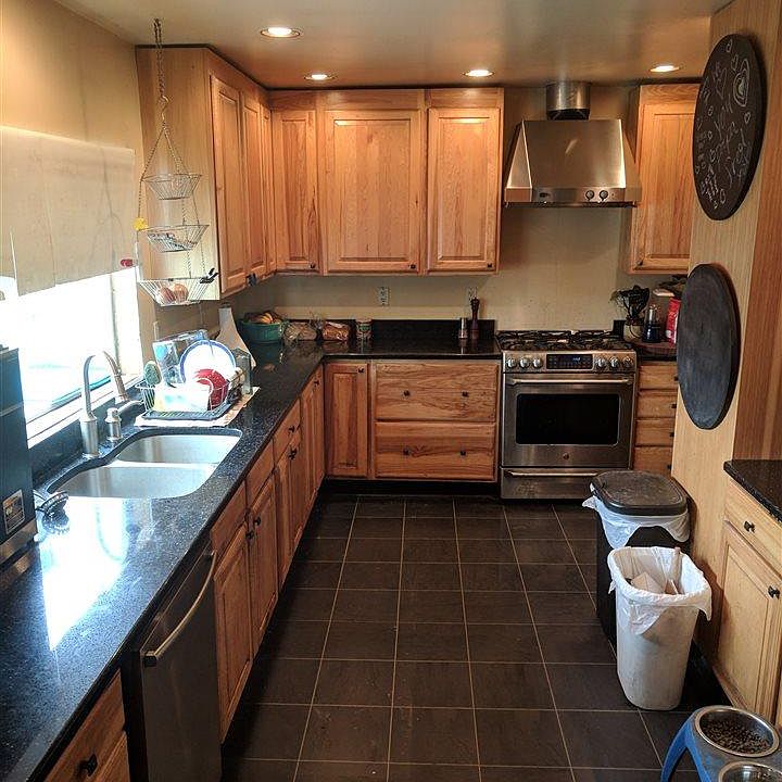 2nd image of 1096 38th Ave NE