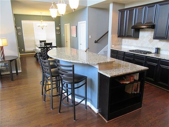 5th image of 3001 Nathan Dr