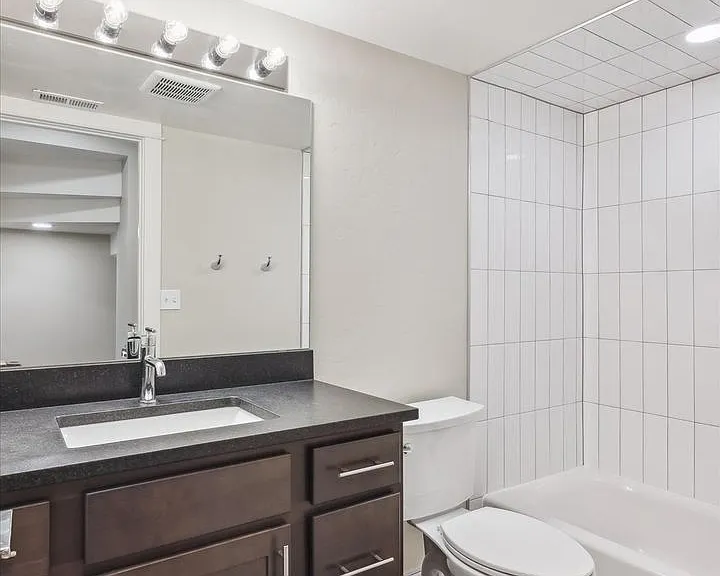 3943 W 12th Ave — Photo 18