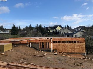 646 Divot Loop, Sutherlin, OR 97479