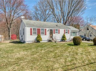 240 Pond Point Ave, Milford, CT 06460