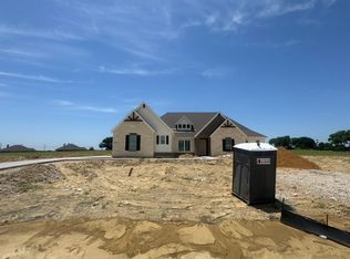 802 Westover Dr, Van Alstyne, TX 75495