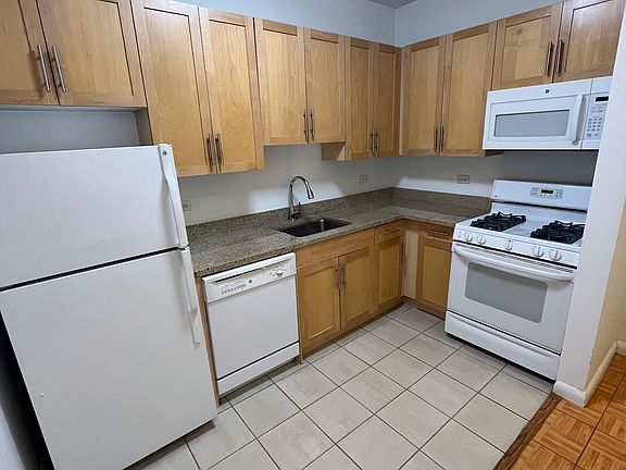 4th image of 556 3rd Ave APT 201