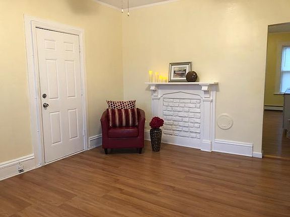 2nd image of 129 Union St #1W