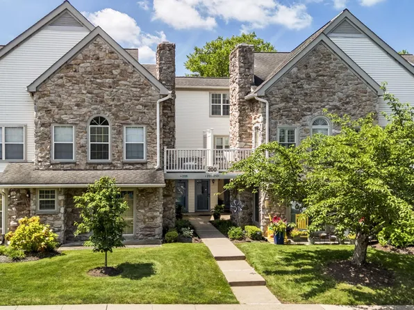 208 Remington Ct, Chalfont, PA 18914